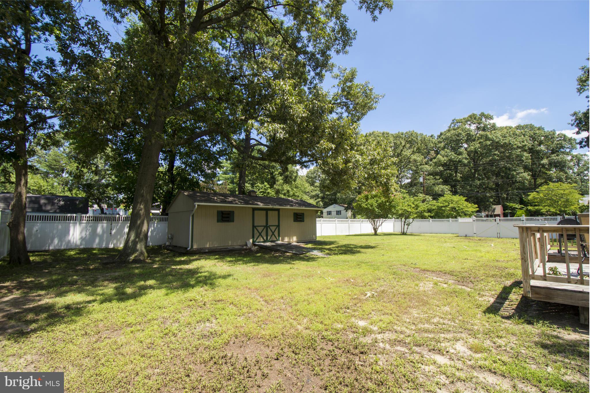 ELMHURST - Residential