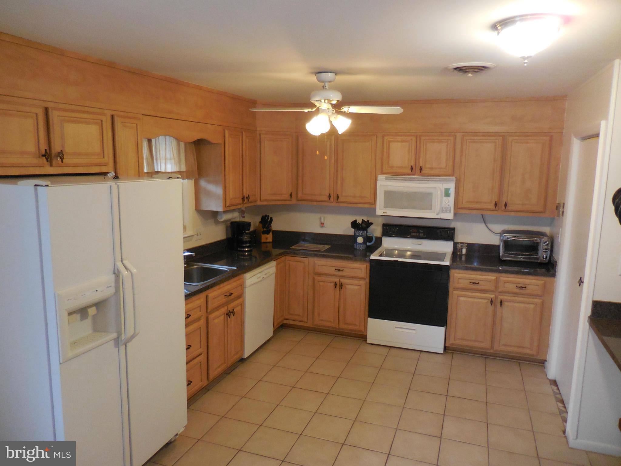 ELMHURST - Residential