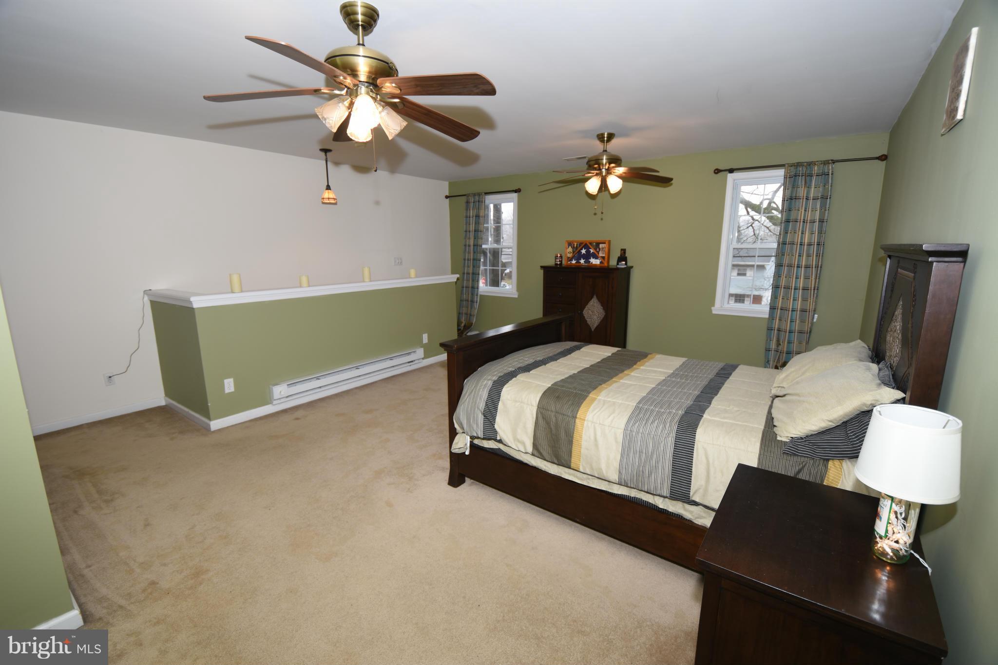 ELMHURST - Residential