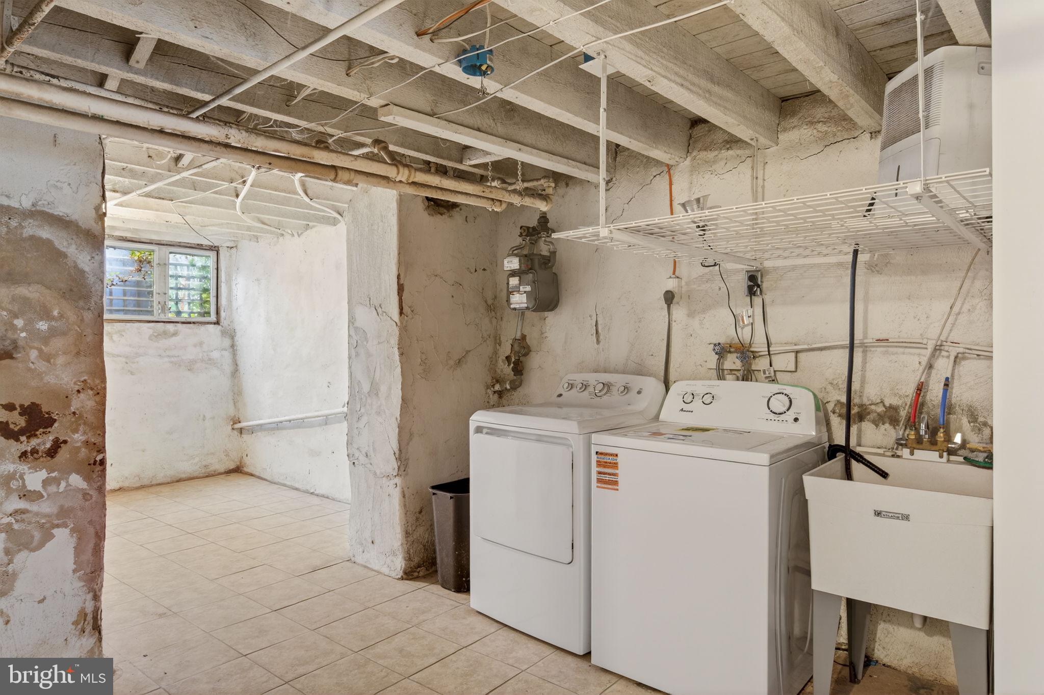 WEST PHILADELPHIA - Residential