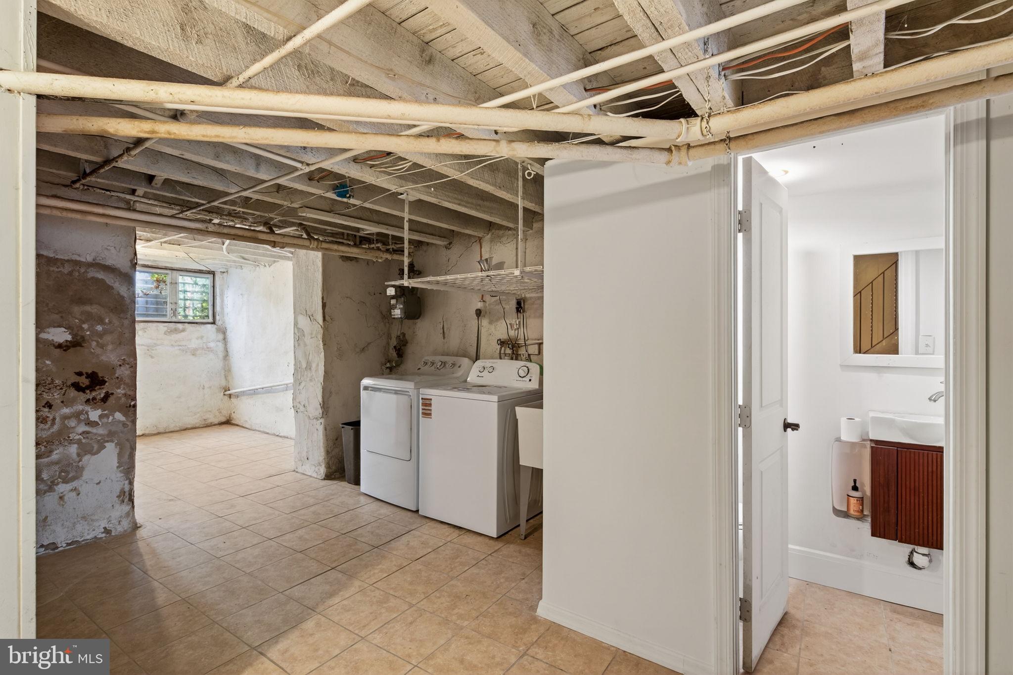 WEST PHILADELPHIA - Residential