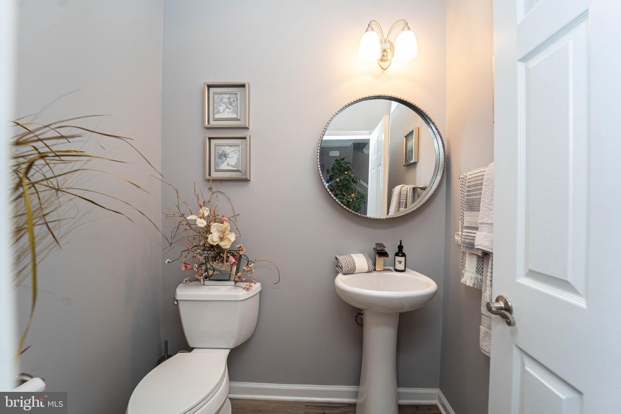 ELLENDALE - Residential