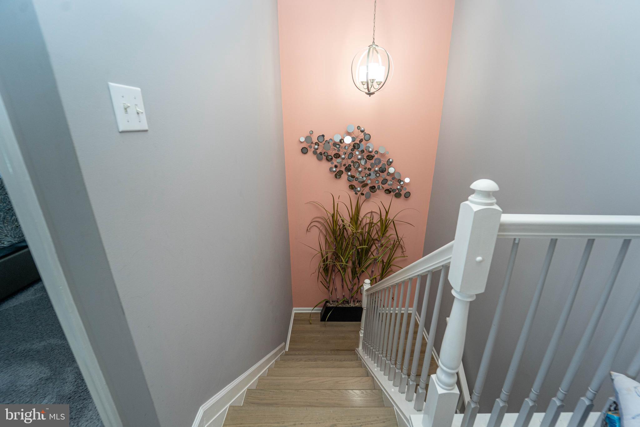 ELLENDALE - Residential