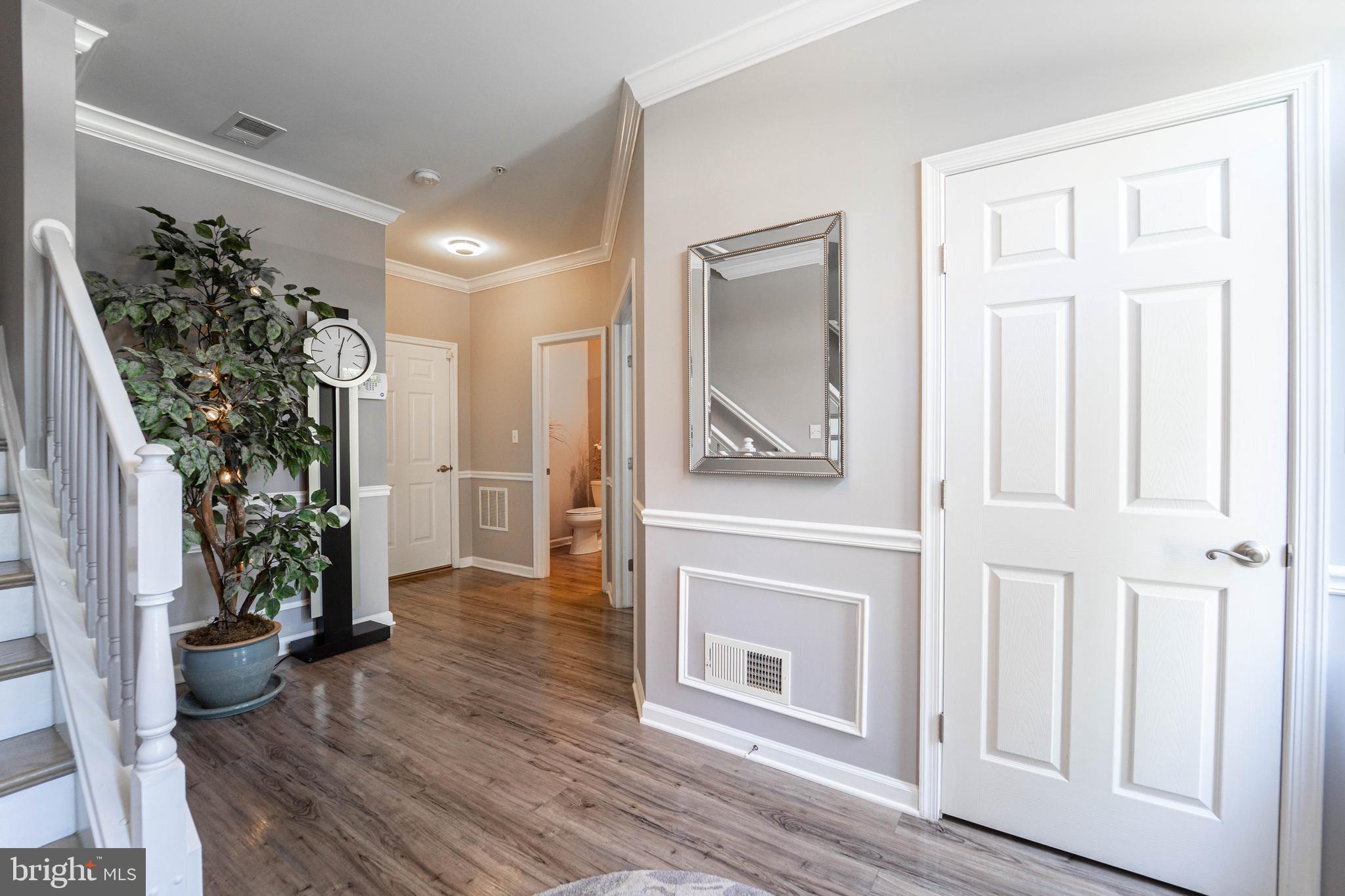 ELLENDALE - Residential