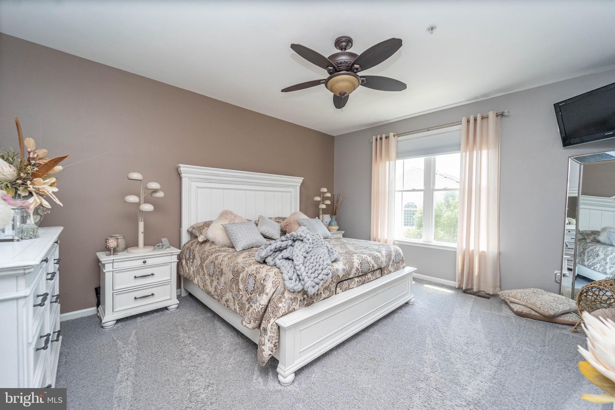 ELLENDALE - Residential