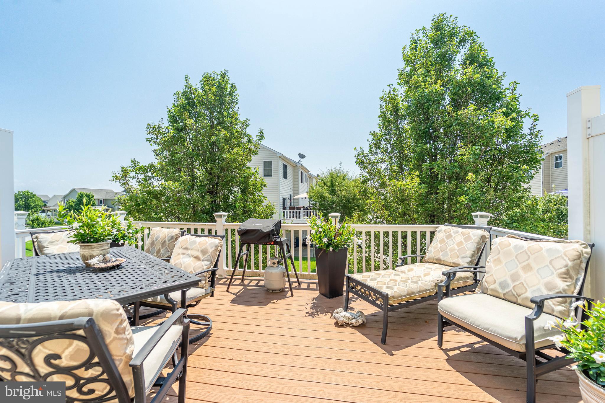 ELLENDALE - Residential