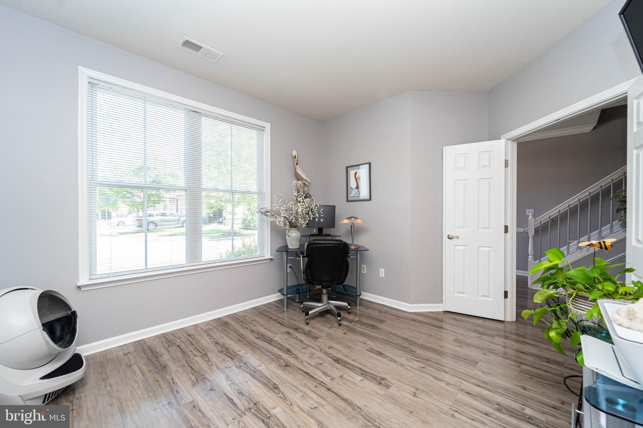 ELLENDALE - Residential