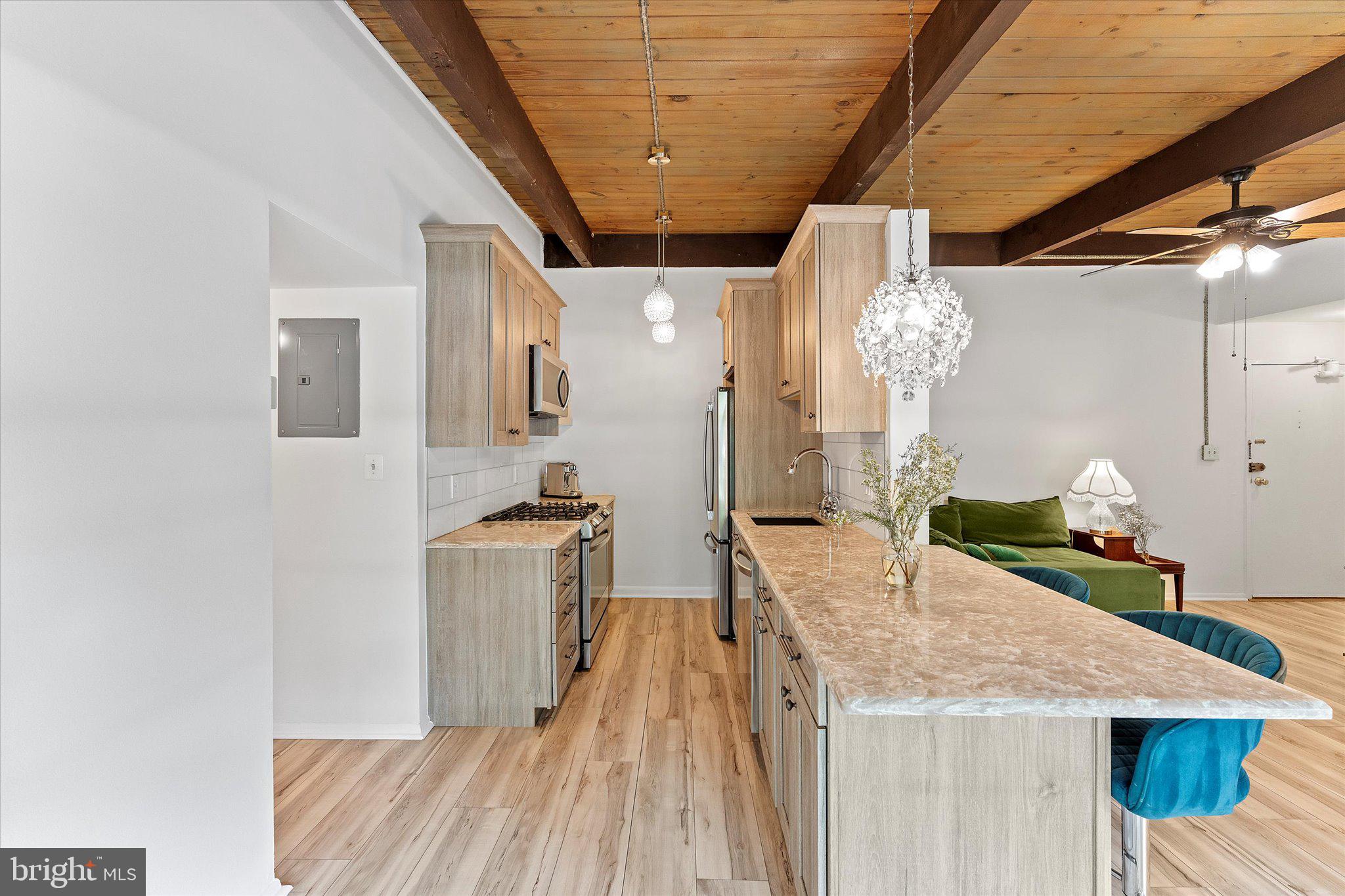 4921 AMERICANA DRIVE 203