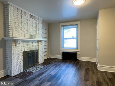 Homes For Rent - 2108 Walnut Street #APT 1<br/> HARRISBURG, PA 17103