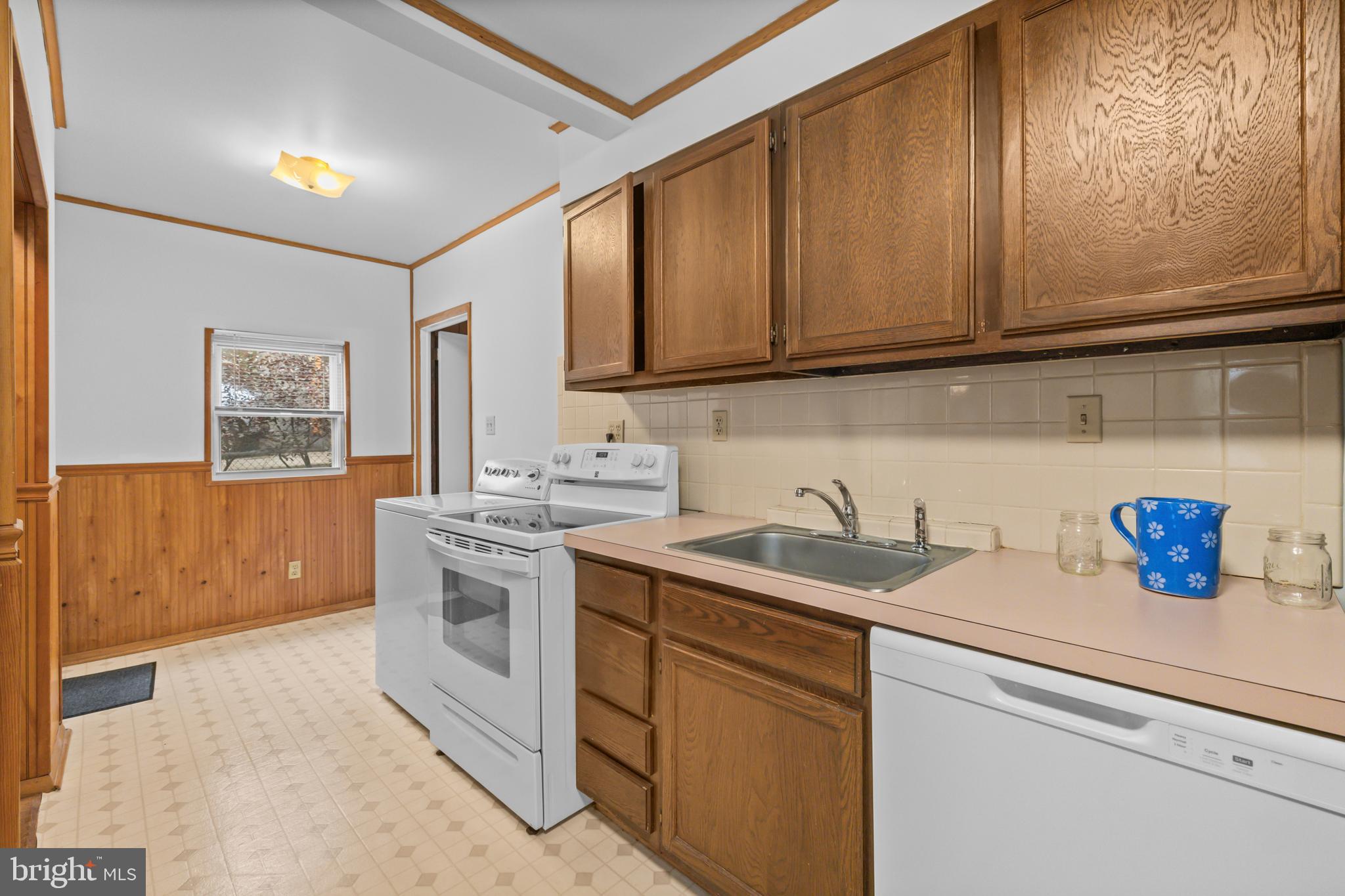 CABIN JOHN GARDENS - Residential