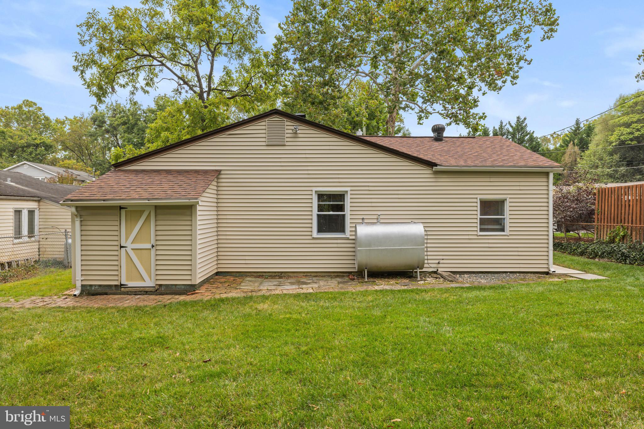 CABIN JOHN GARDENS - Residential