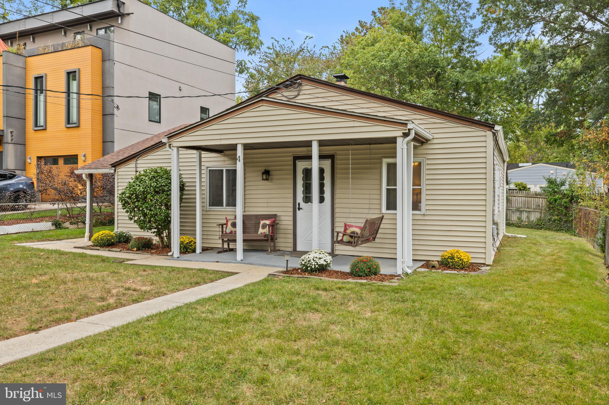 CABIN JOHN GARDENS - Residential