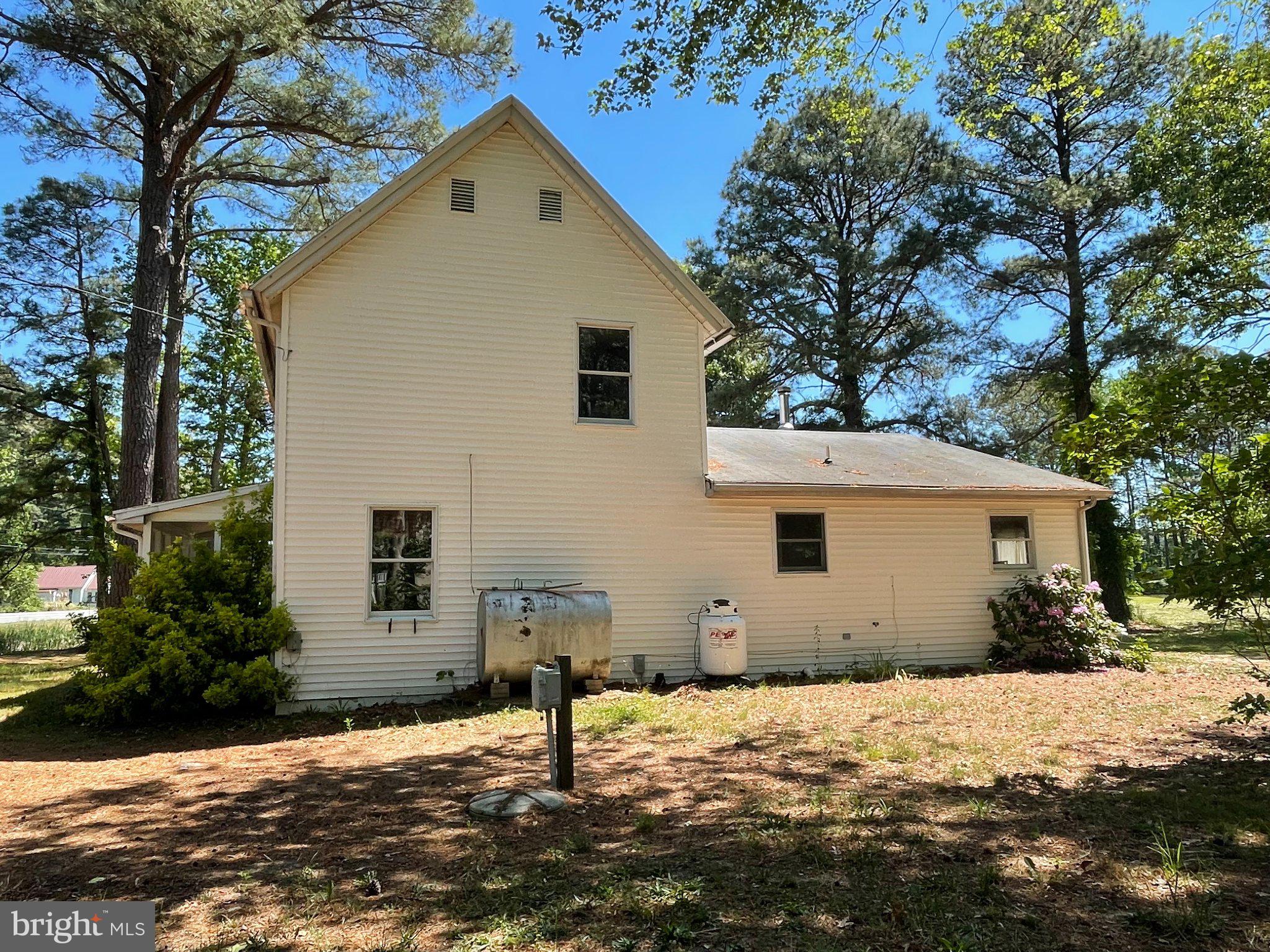 1113 TAYLORS ISLAND ROAD