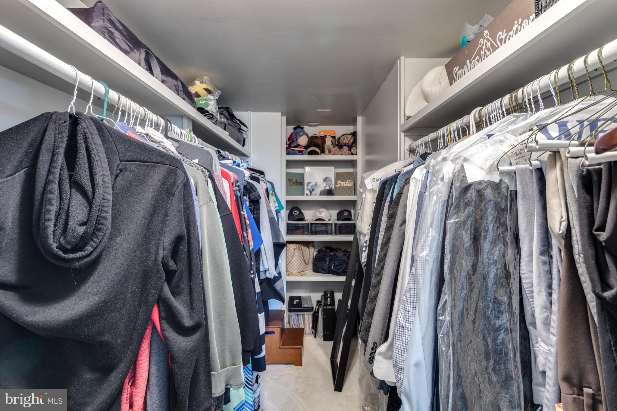 SENTINEL OF LANDMARK - Residential