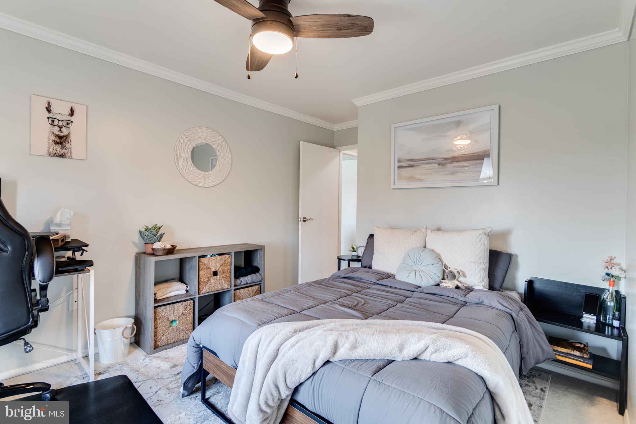 SENTINEL OF LANDMARK - Residential