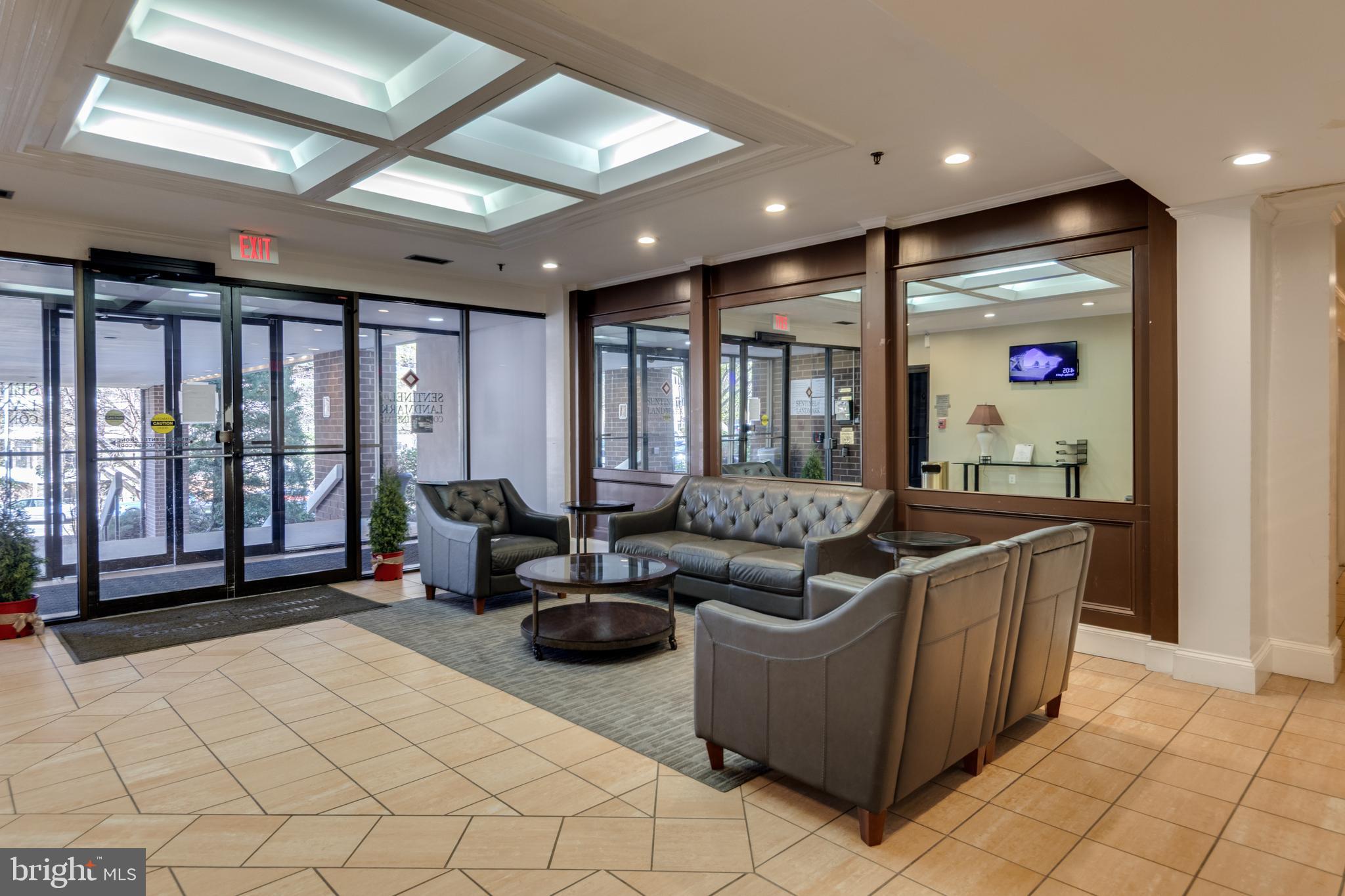 SENTINEL OF LANDMARK - Residential