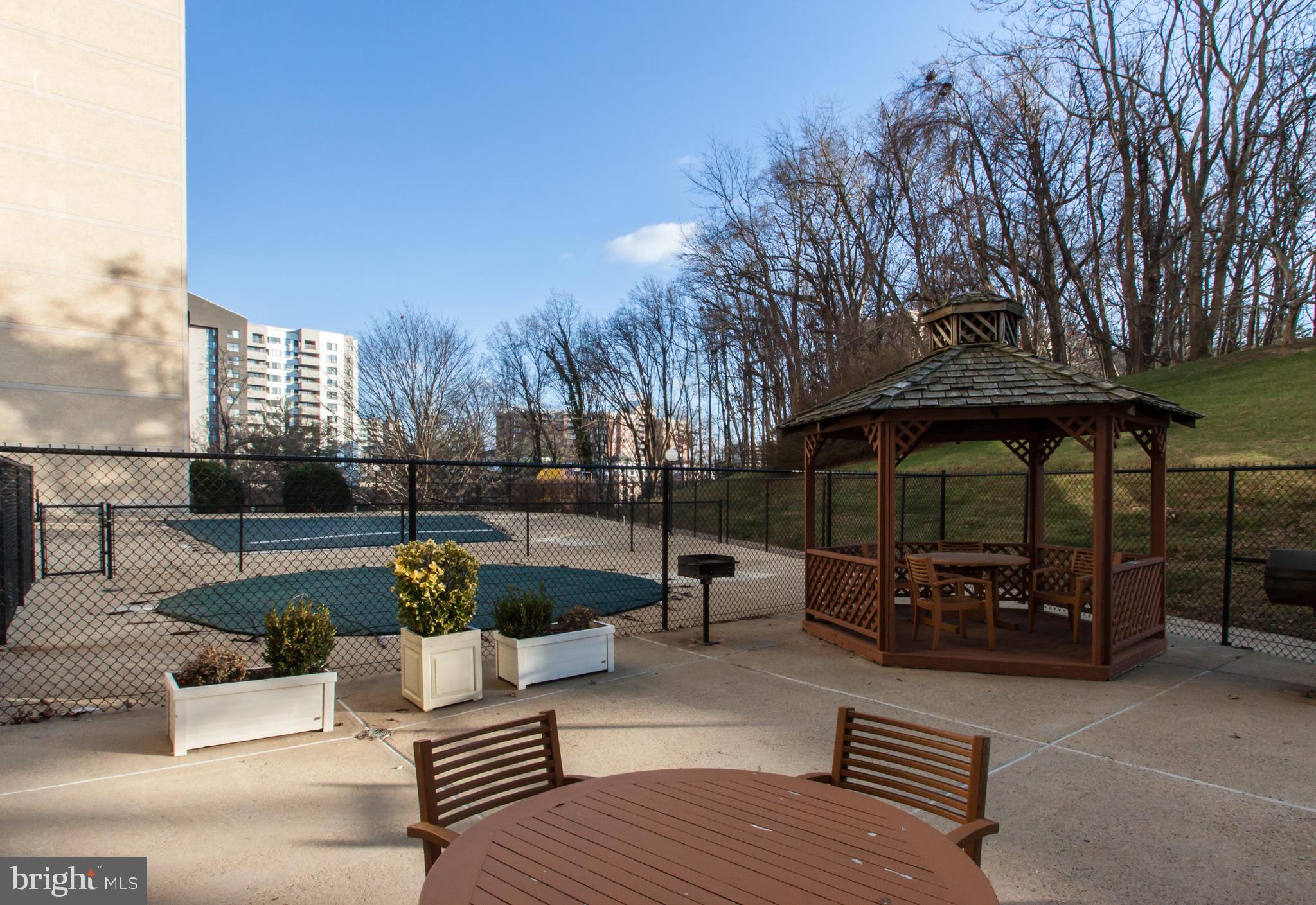 SENTINEL OF LANDMARK - Residential