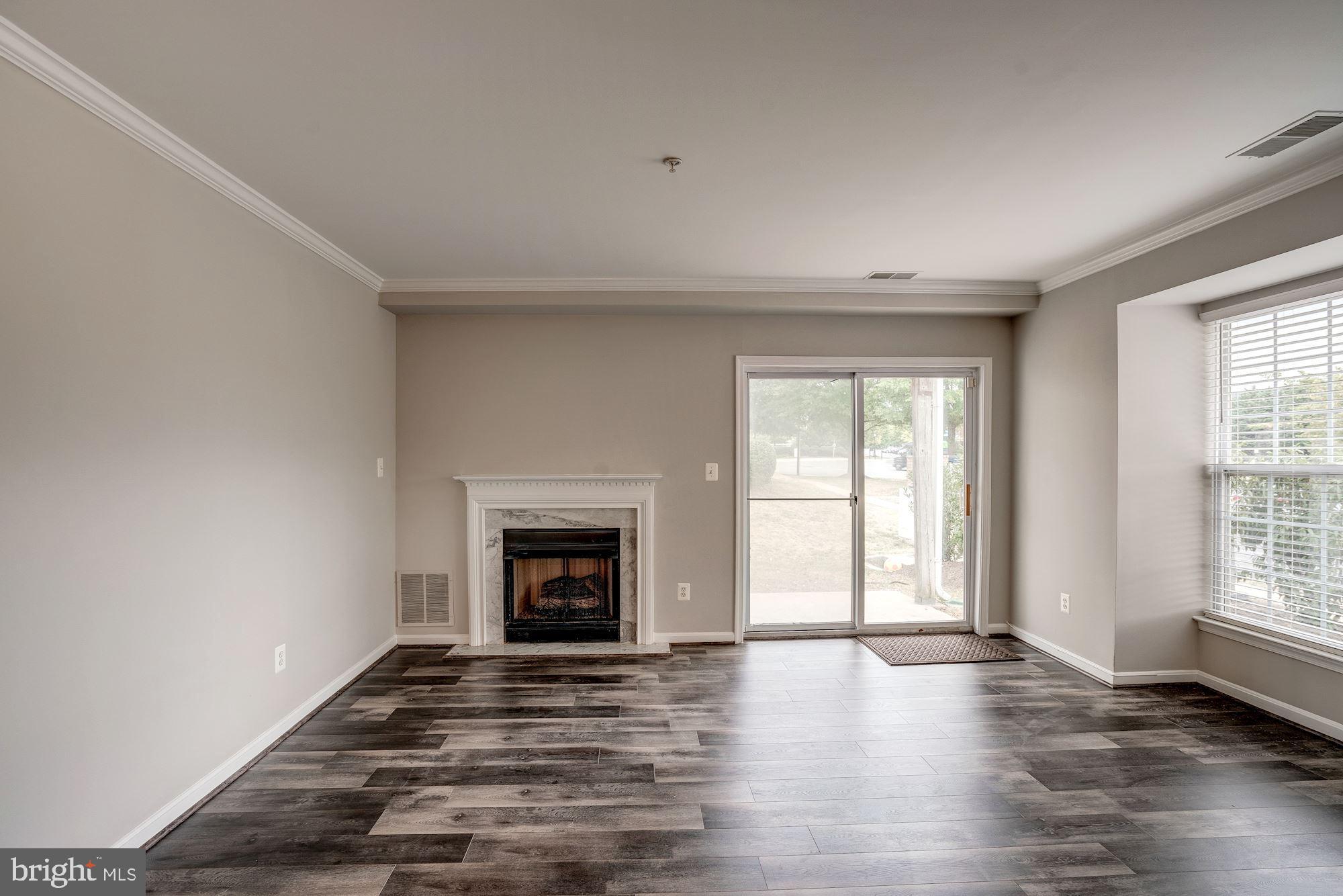 MANORS AT MCNAIR FARMS - Residential Lease