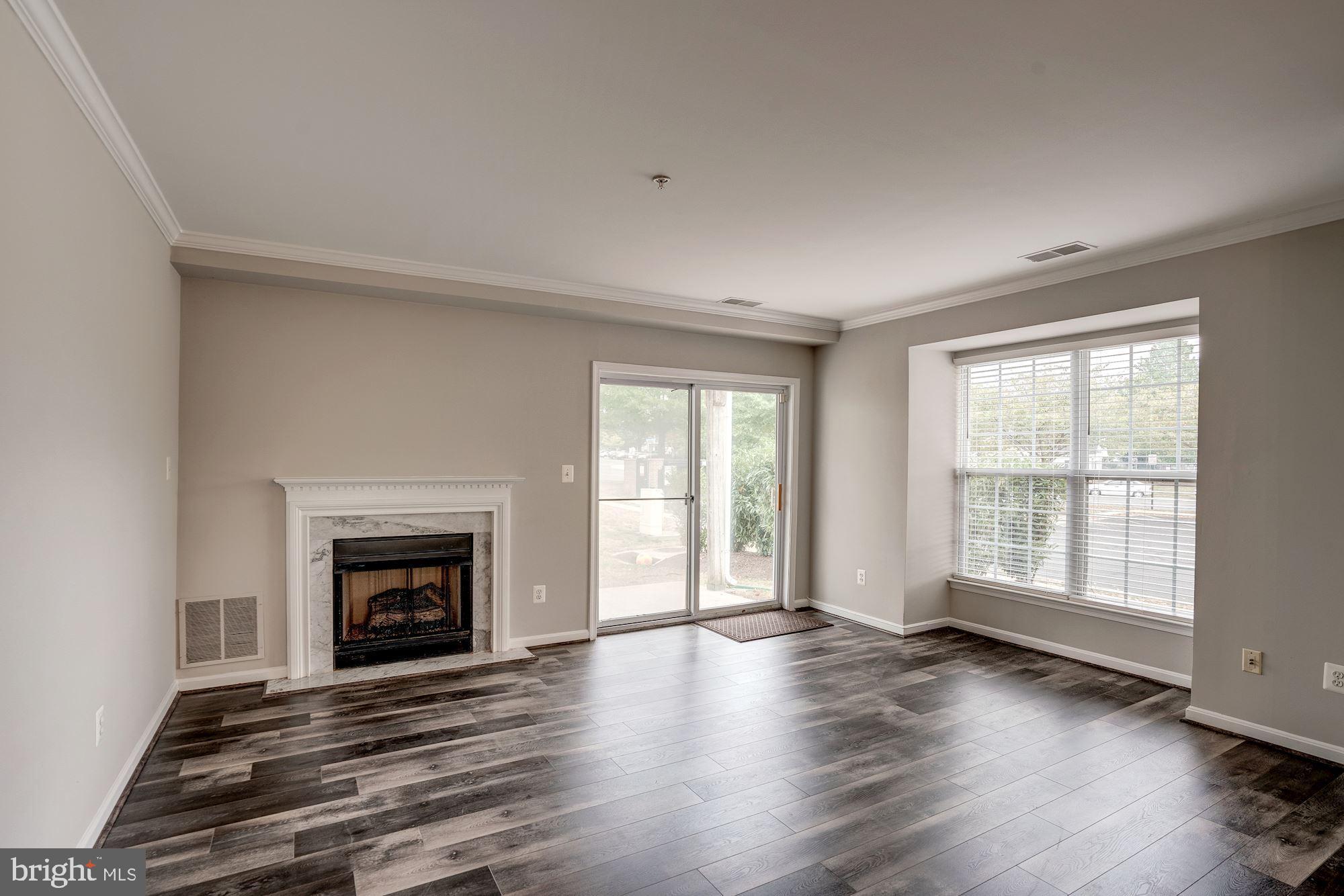 MANORS AT MCNAIR FARMS - Residential Lease