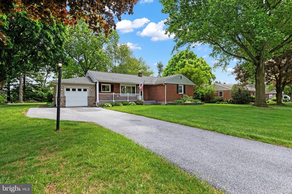 Photo of 231 Maxson Road, Lancaster, PA 17601 (MLS # PALA2051376)