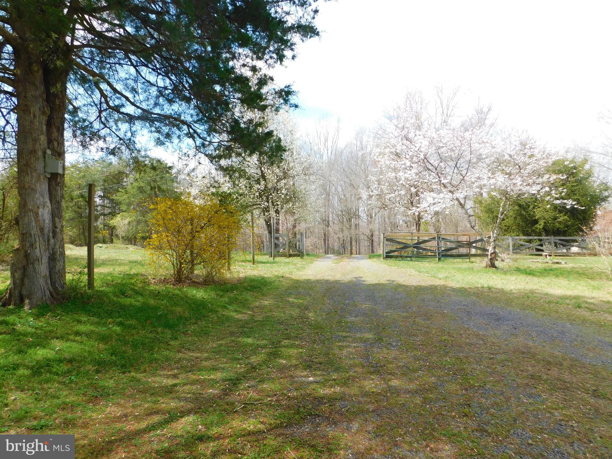 OAKWOOD LAKE ESTATES - Residential