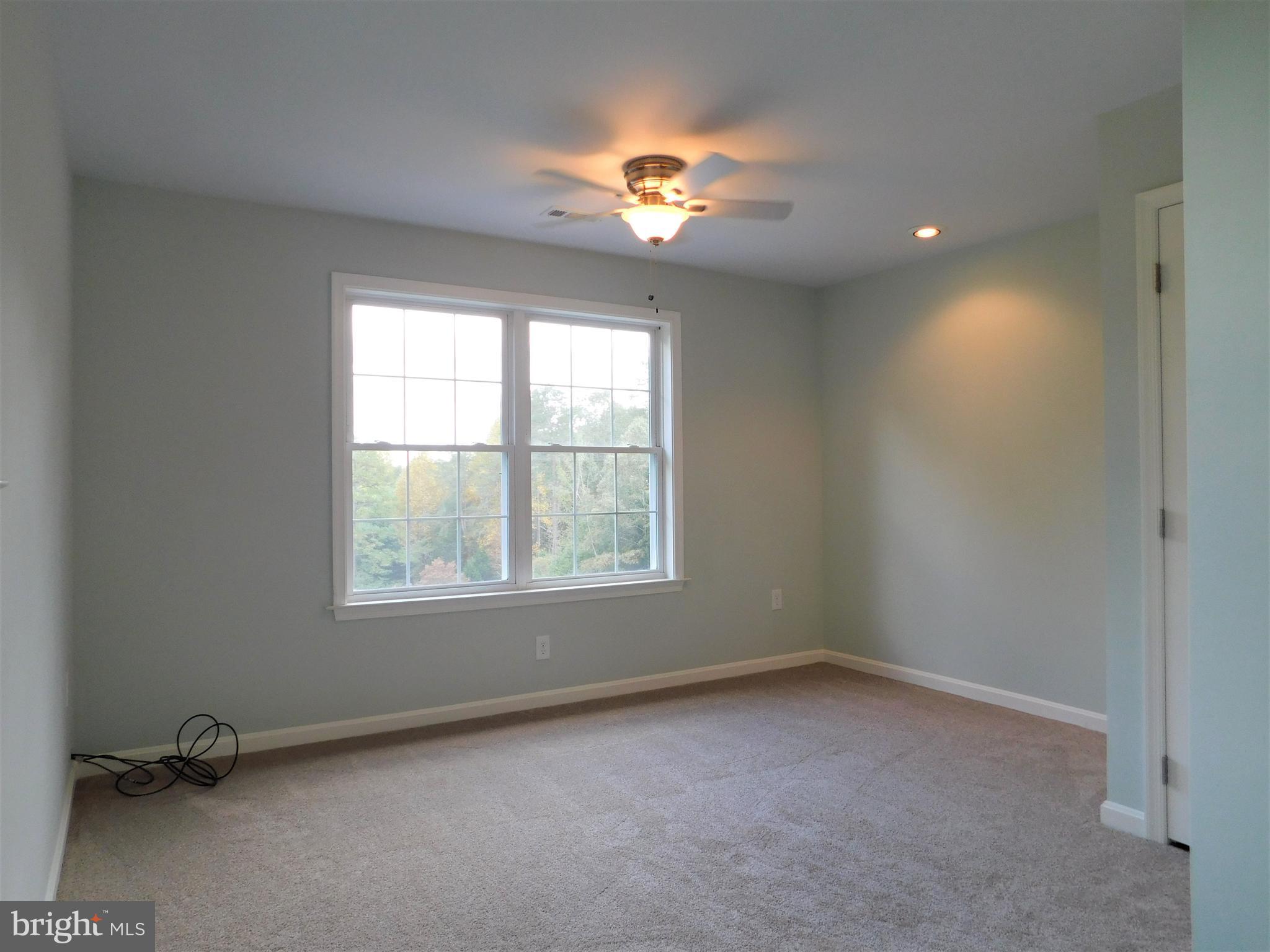 OAKWOOD LAKE ESTATES - Residential