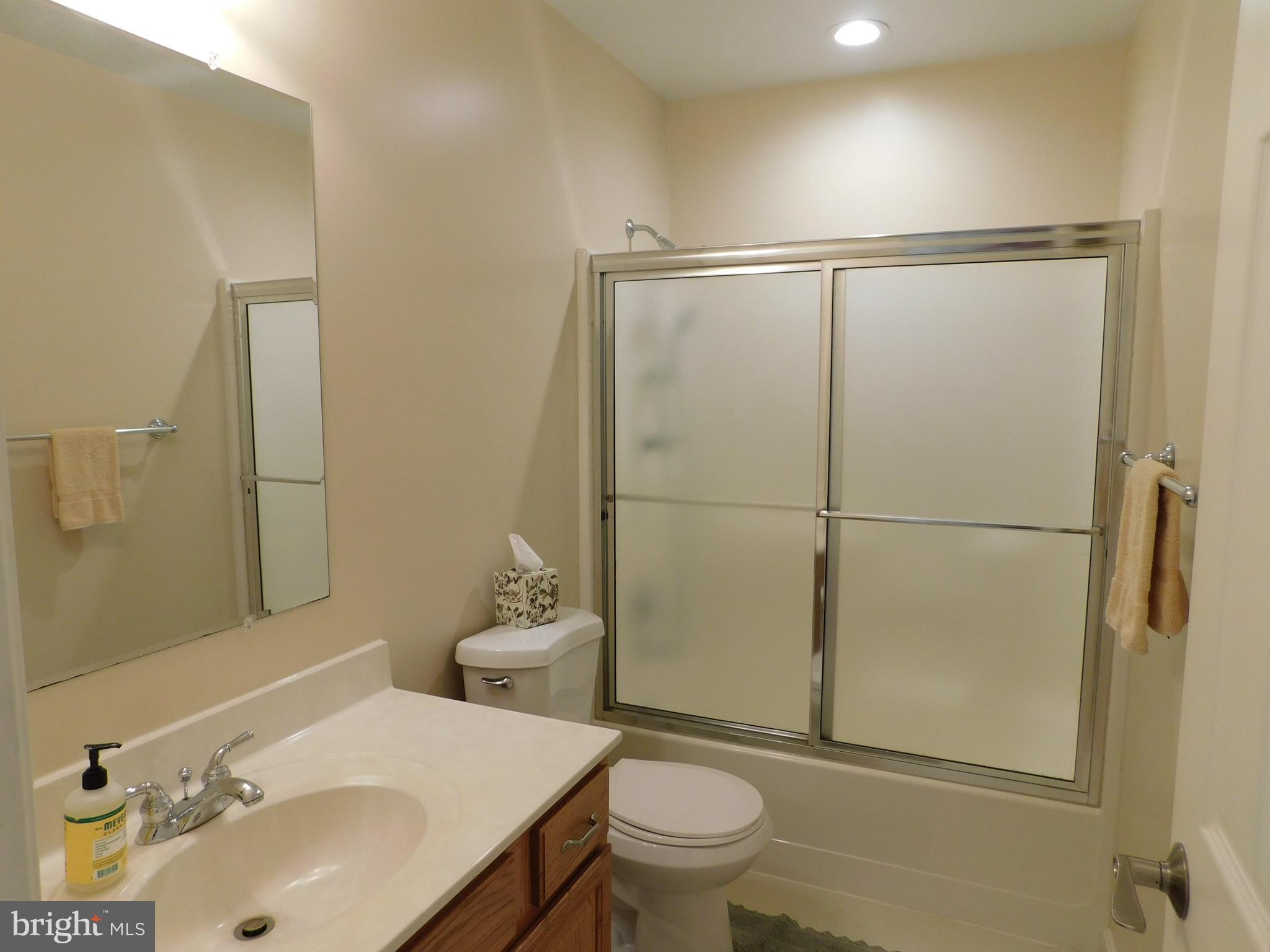 OAKWOOD LAKE ESTATES - Residential