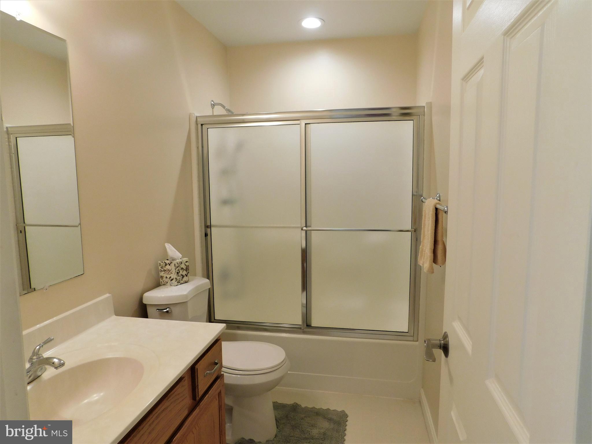 OAKWOOD LAKE ESTATES - Residential