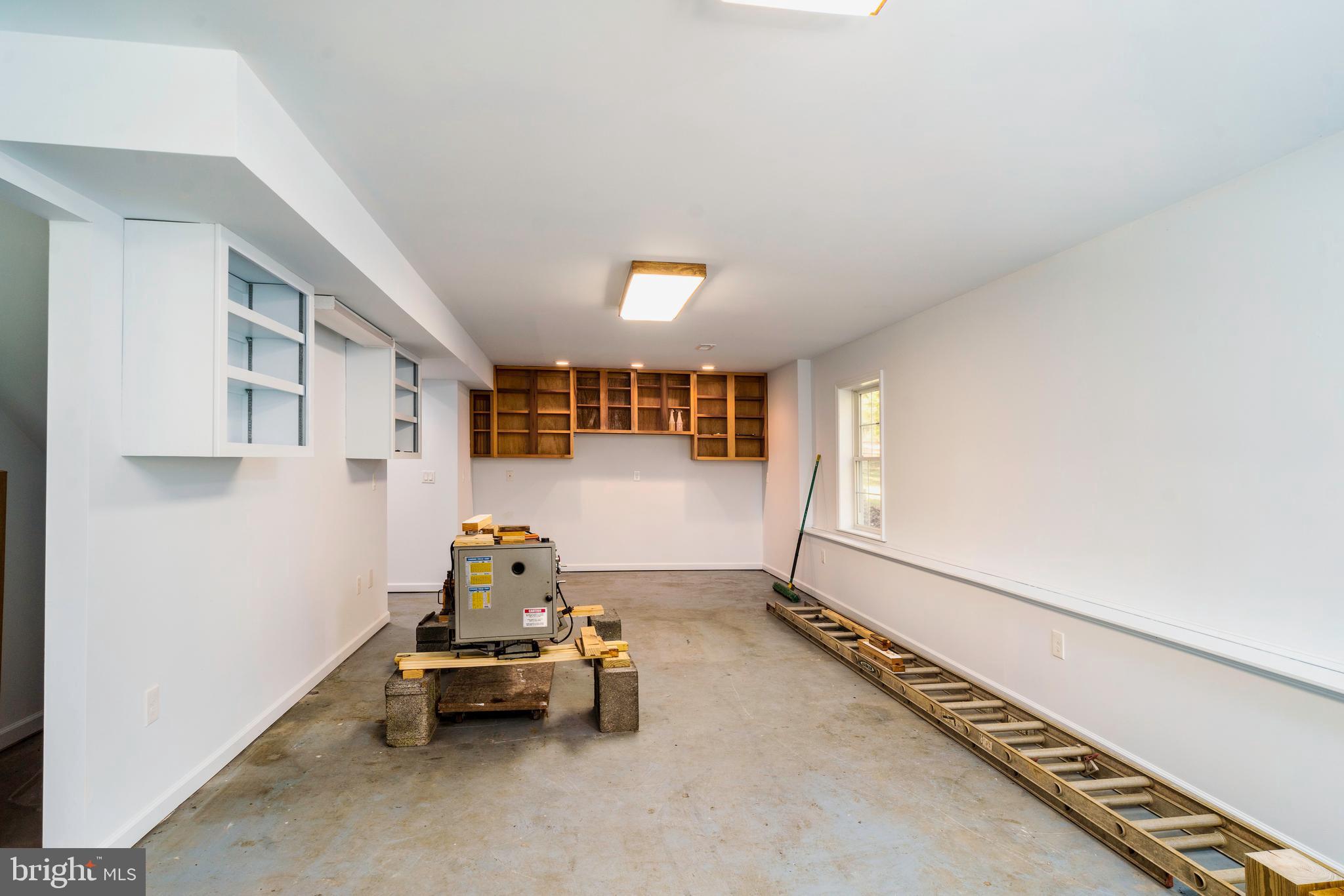 OAKWOOD LAKE ESTATES - Residential