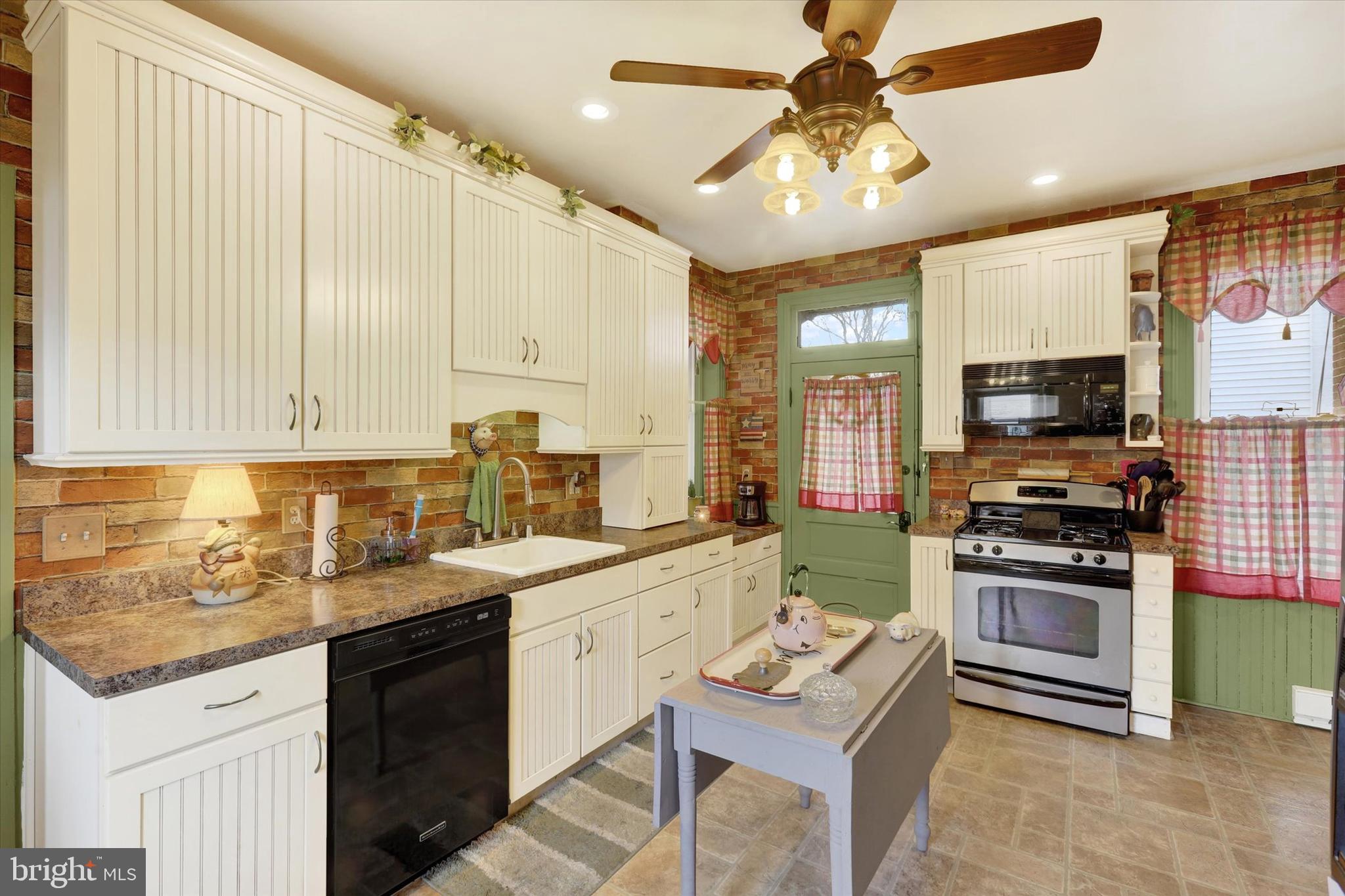 GREENCASTLE BOROUGH - Residential