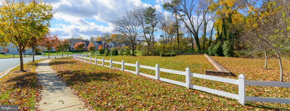 FAIRWOOD - Residential