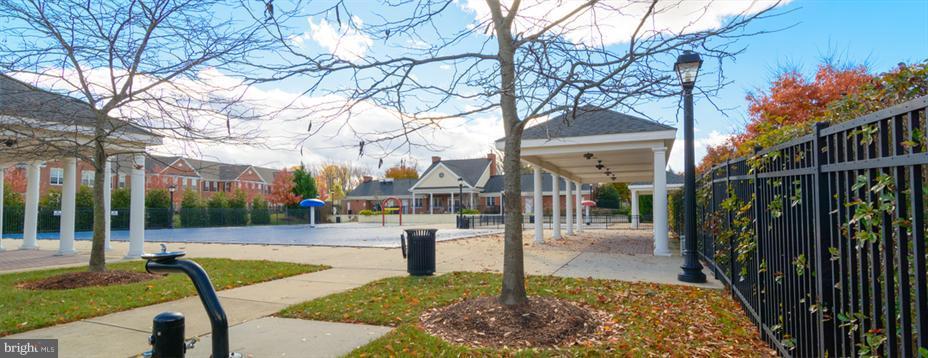 FAIRWOOD - Residential