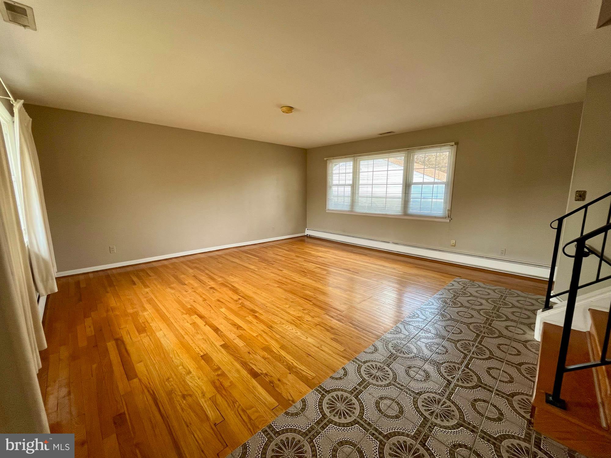 CAMPUS HILLS - Residential