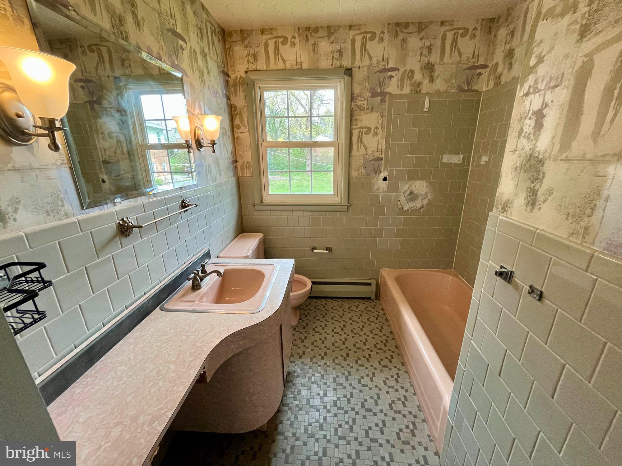 CAMPUS HILLS - Residential