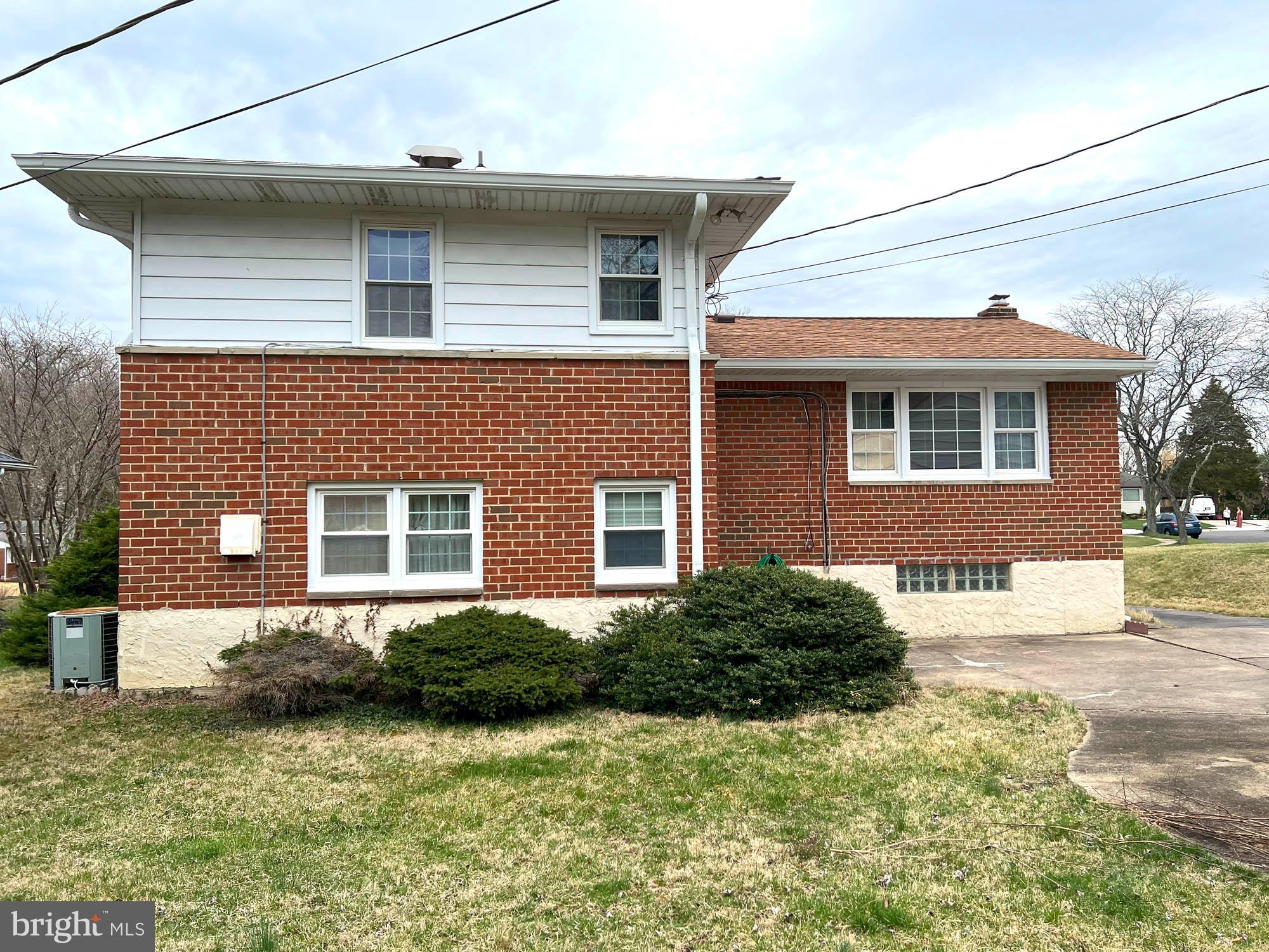 608 STACY COURT