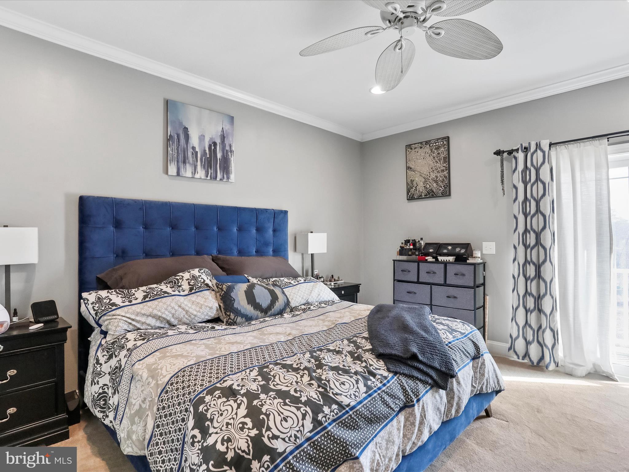 LINKS PLACE - Residential