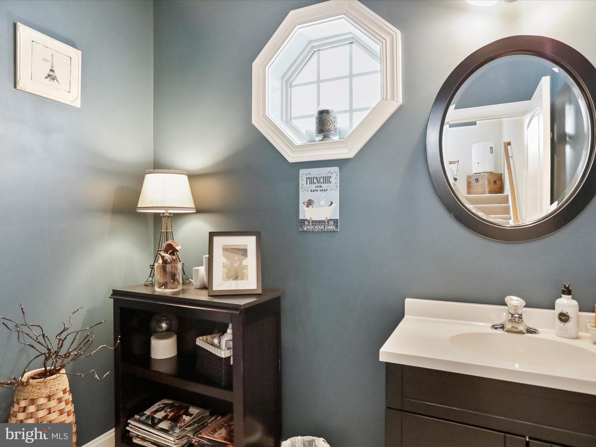 LINKS PLACE - Residential