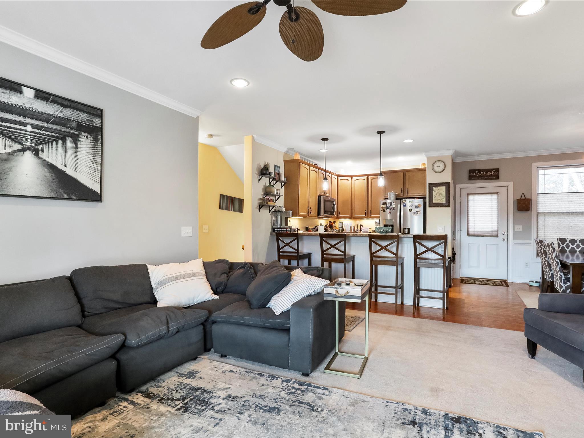 LINKS PLACE - Residential