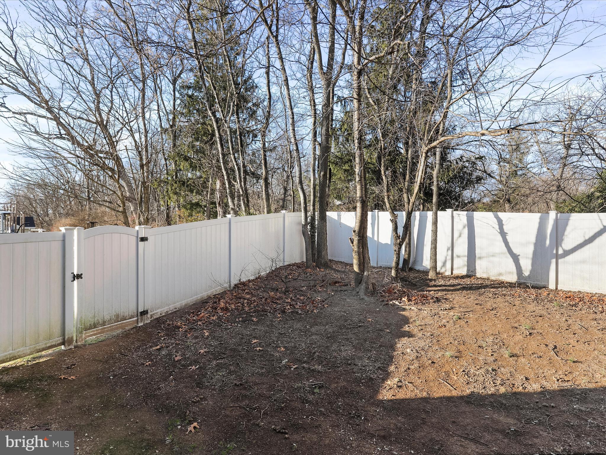 LINKS PLACE - Residential