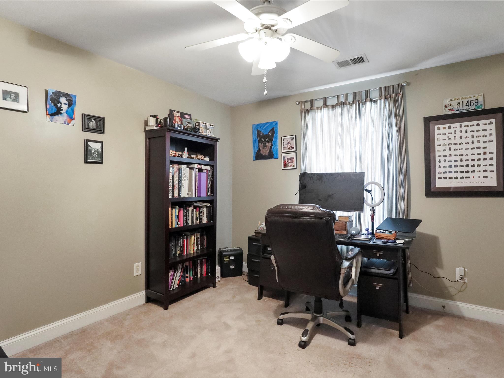 LINKS PLACE - Residential