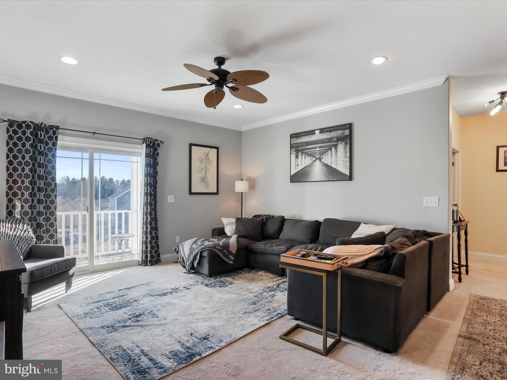 LINKS PLACE - Residential