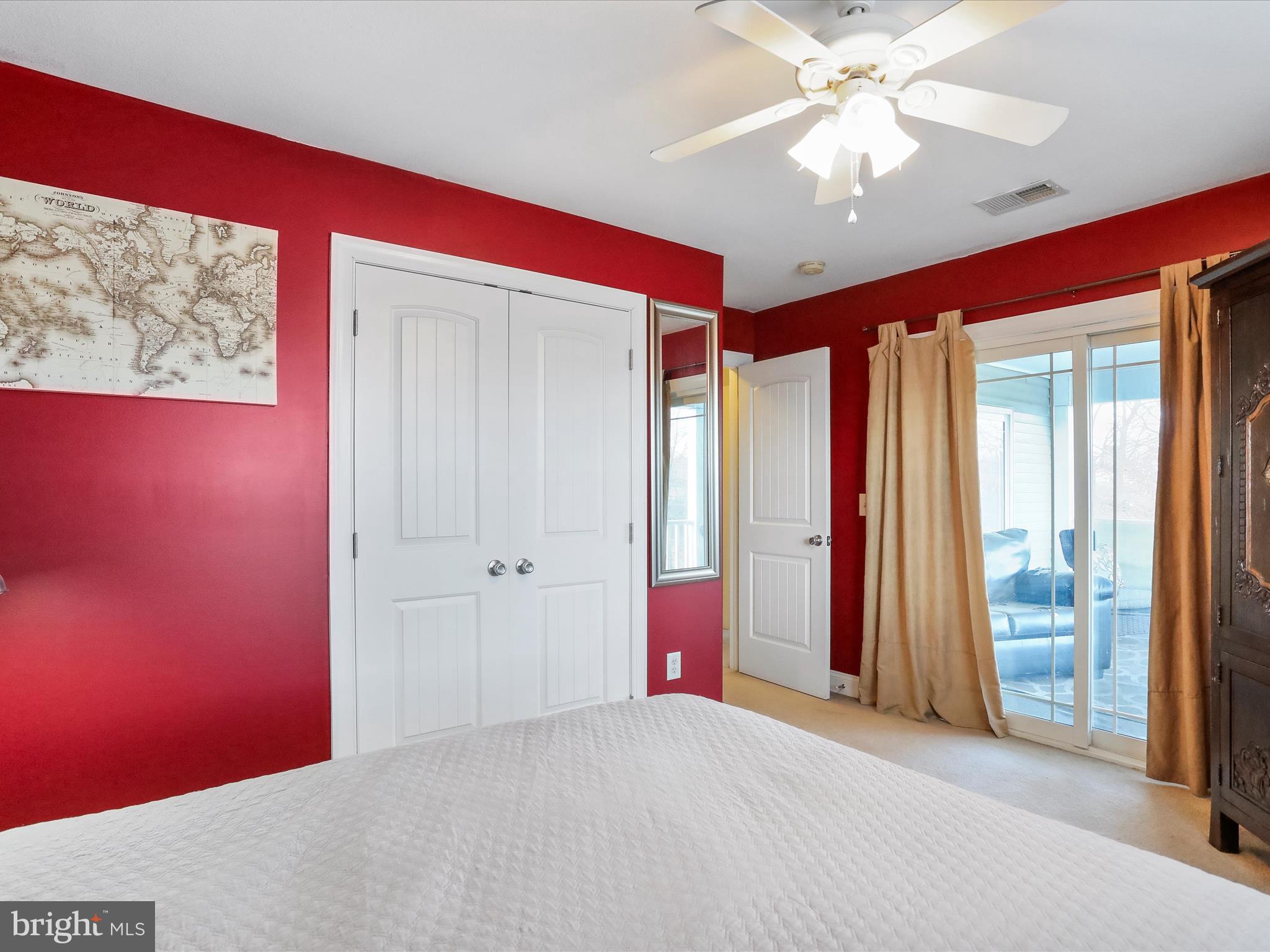 LINKS PLACE - Residential