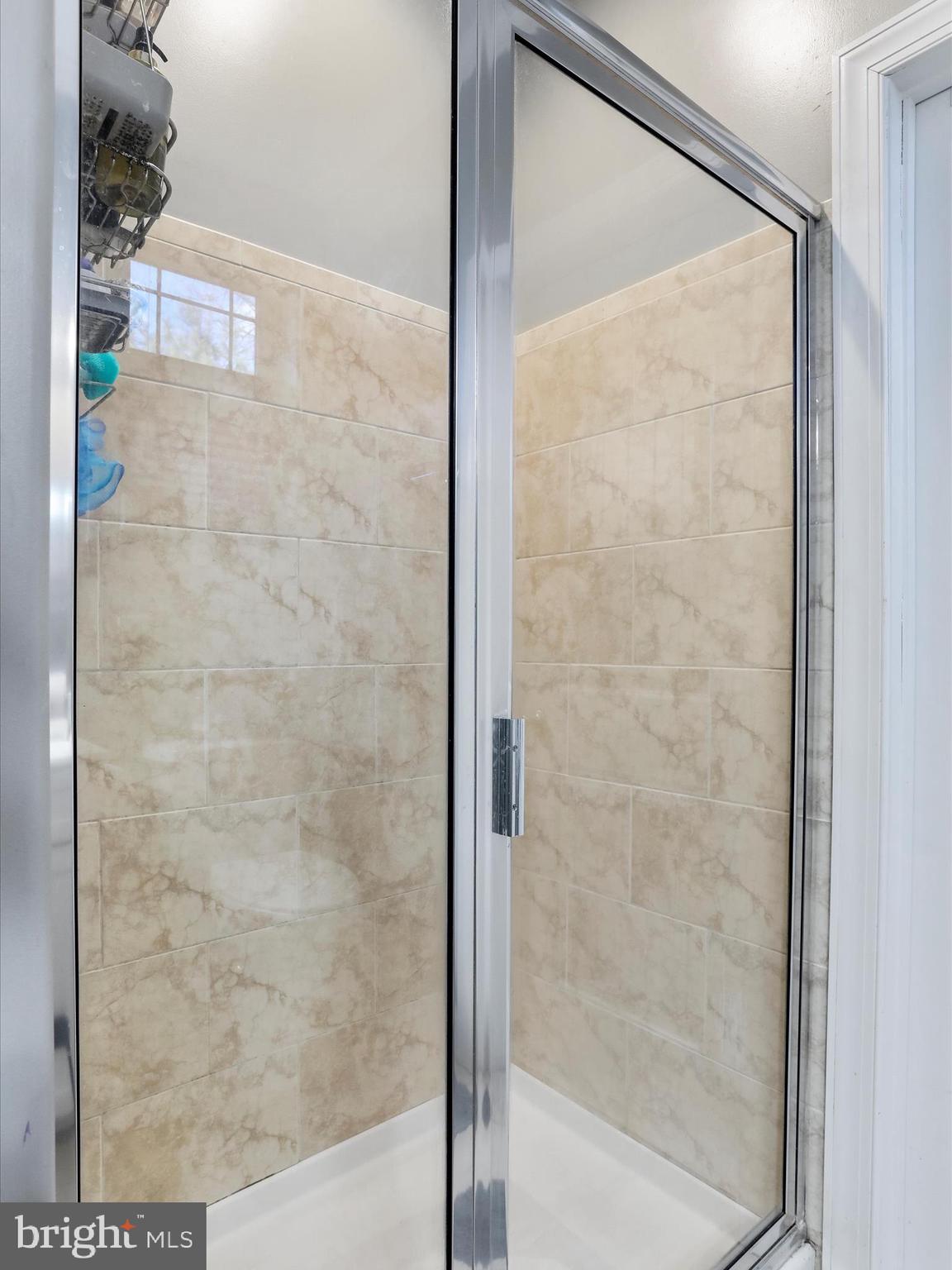 LINKS PLACE - Residential