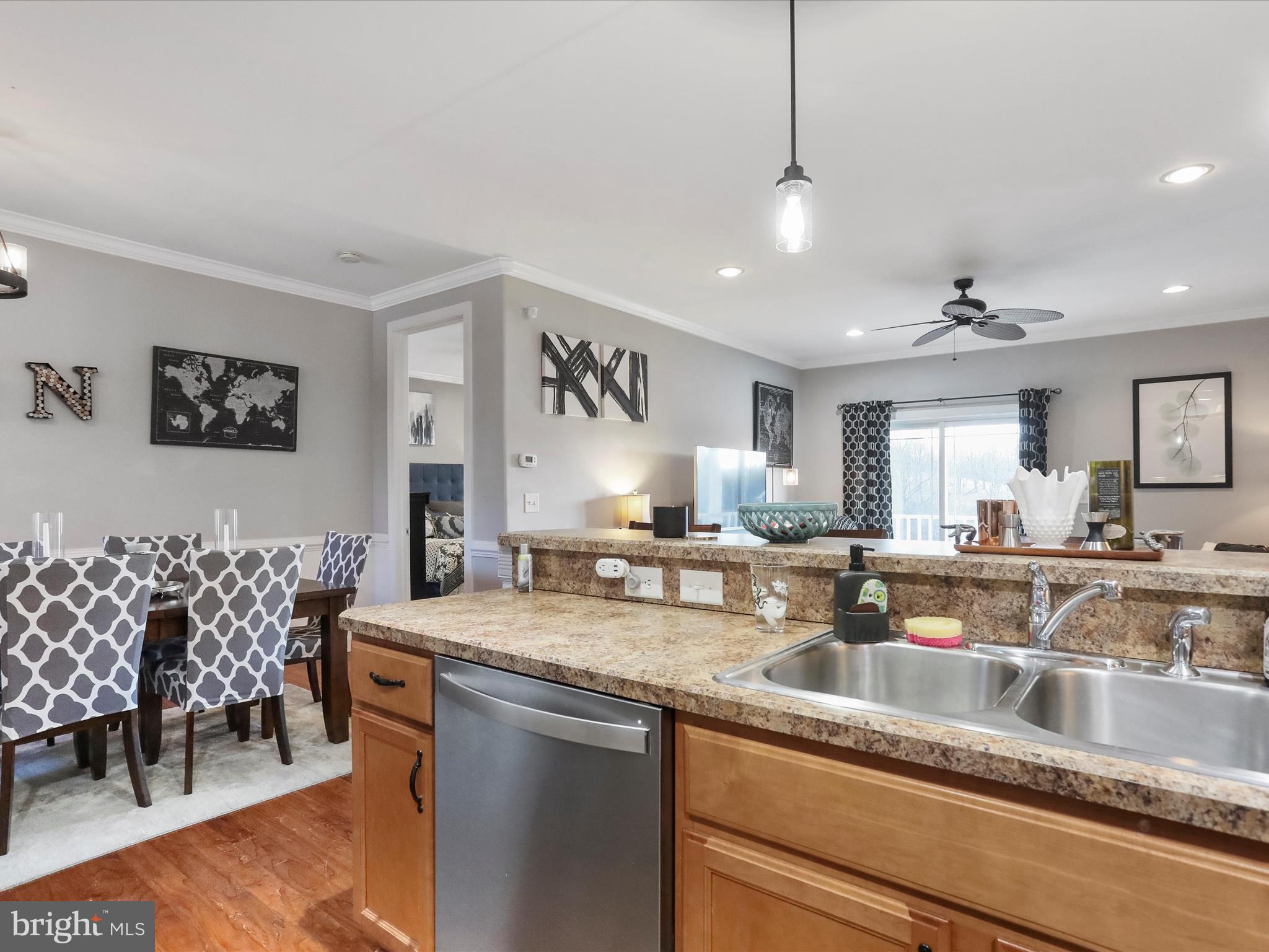 LINKS PLACE - Residential