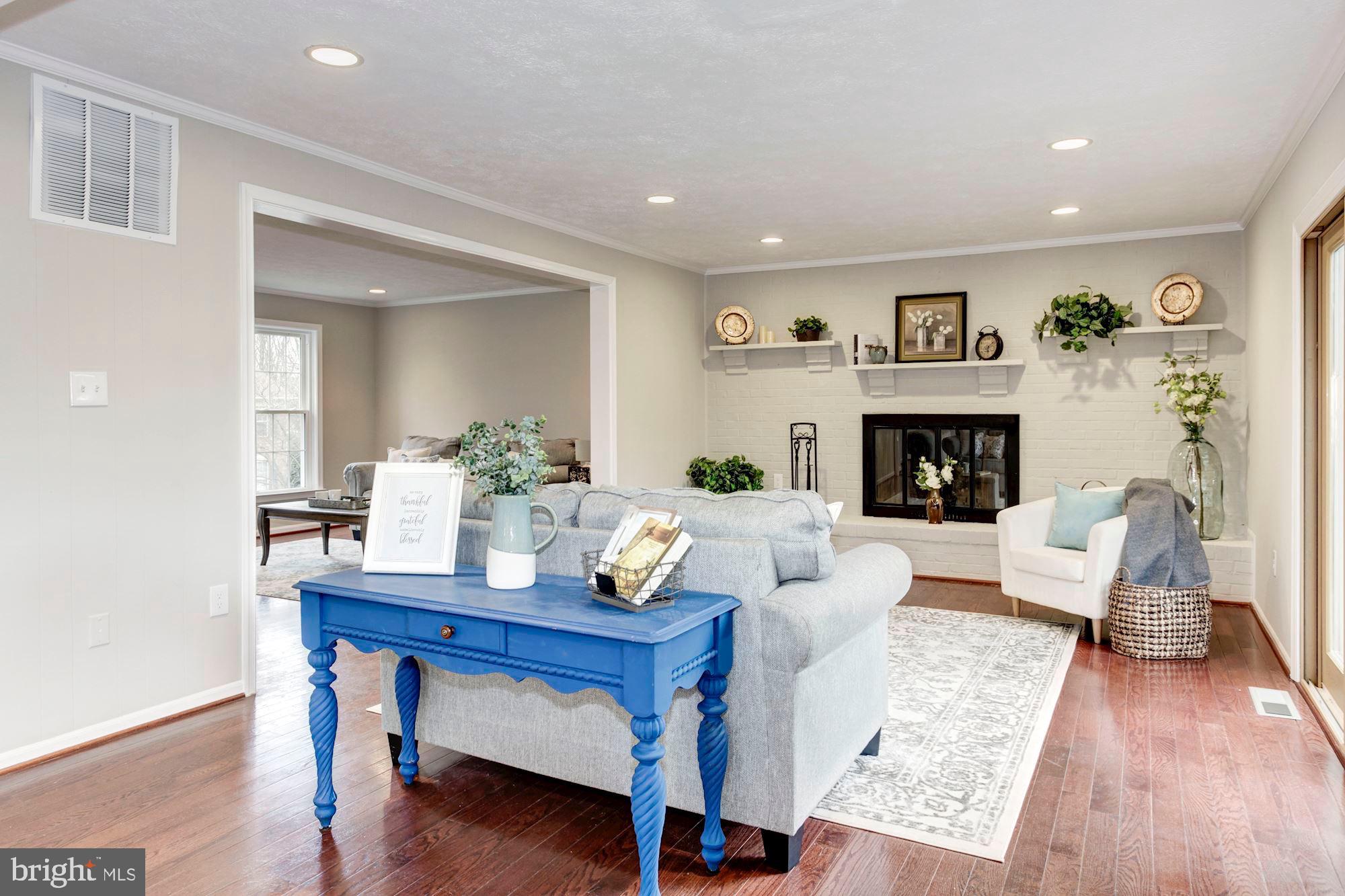 MONTCLAIR/COUNTRY CLUB - Residential