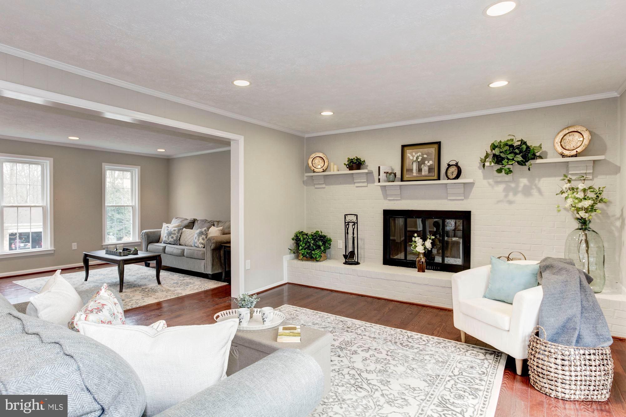 MONTCLAIR/COUNTRY CLUB - Residential