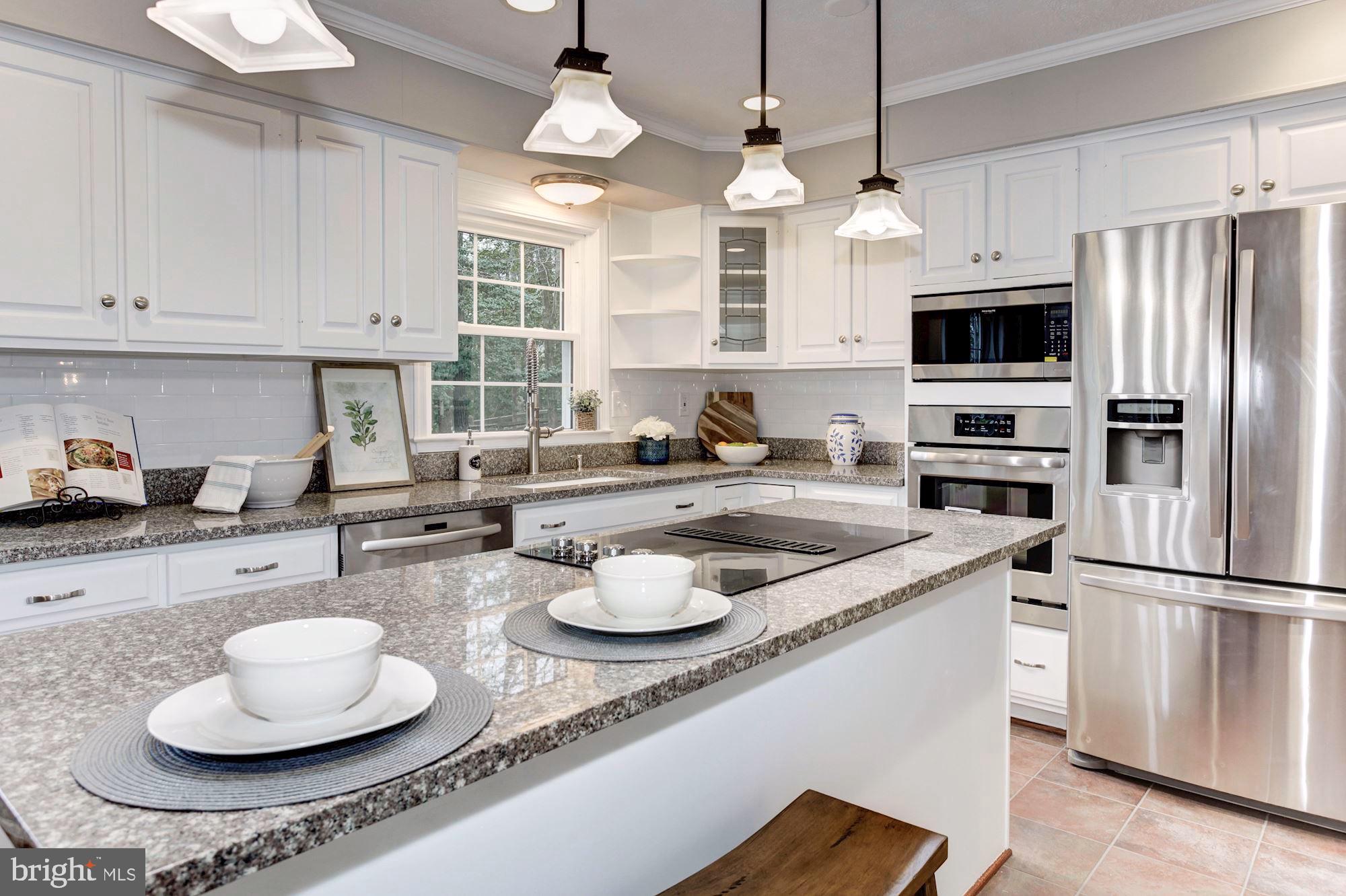 MONTCLAIR/COUNTRY CLUB - Residential