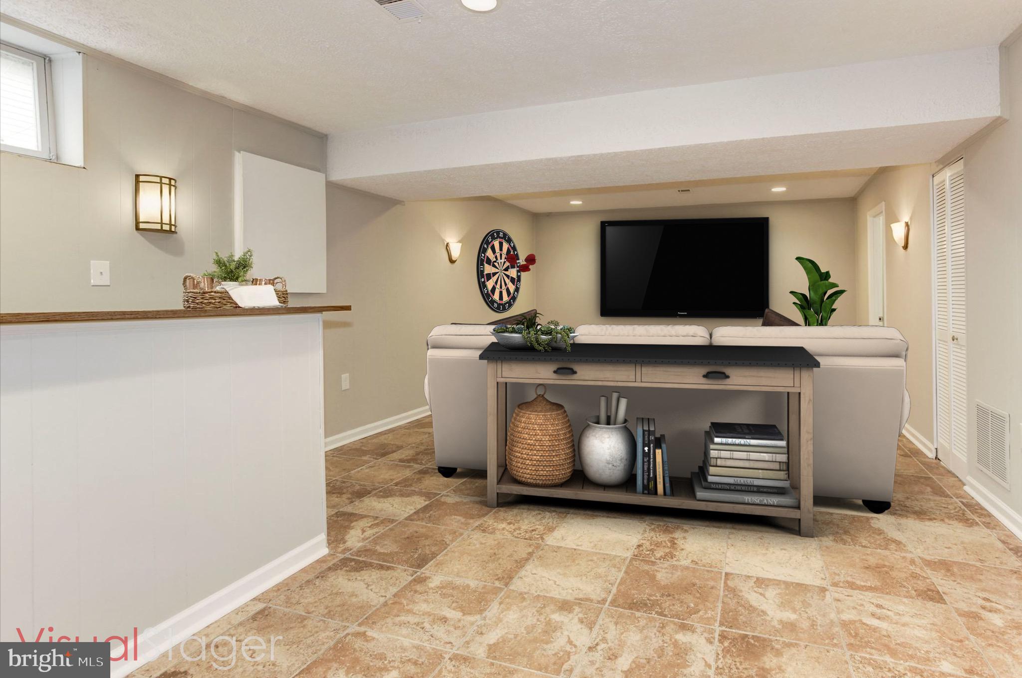 MONTCLAIR/COUNTRY CLUB - Residential