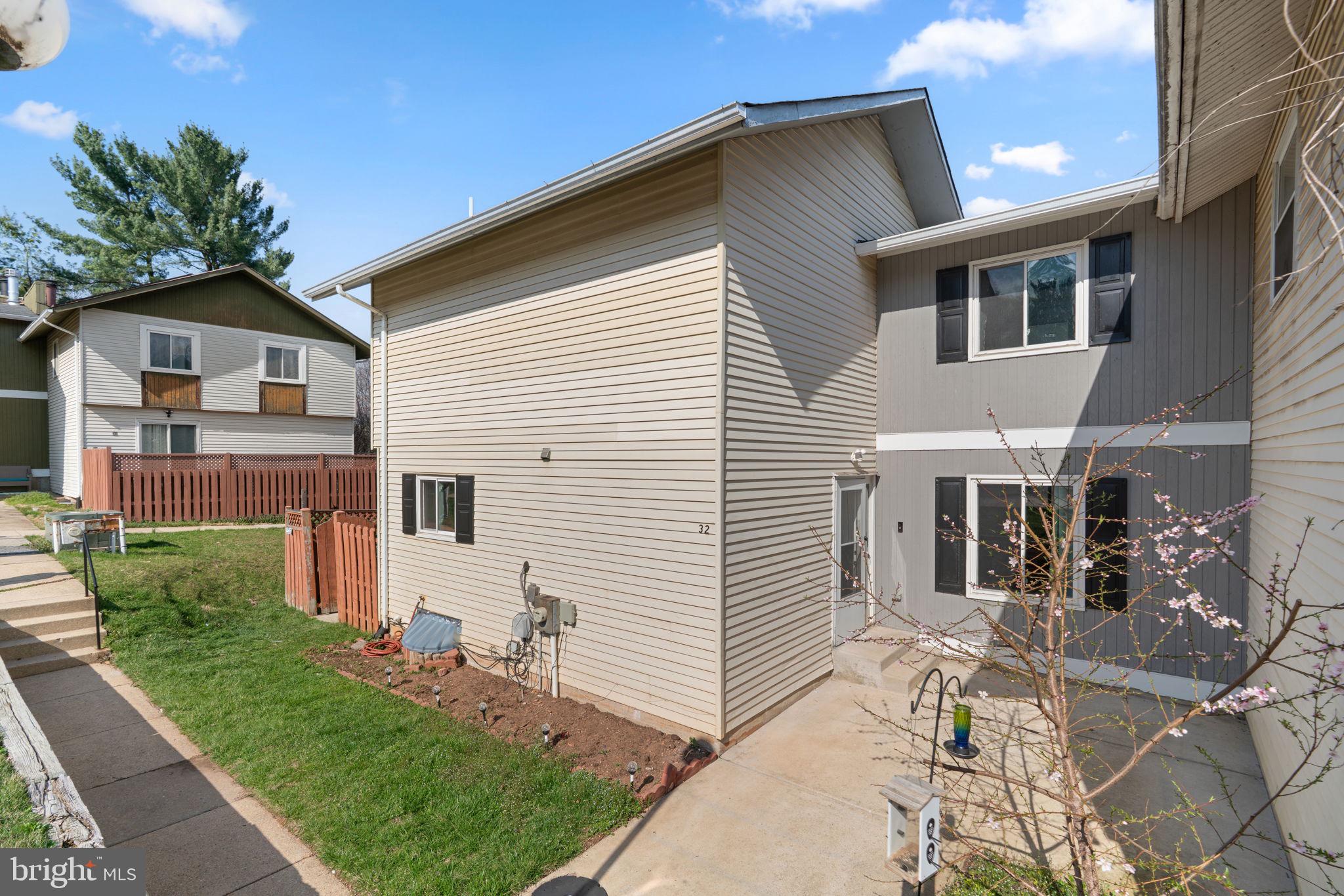 NEWPORT ESTATES - Residential