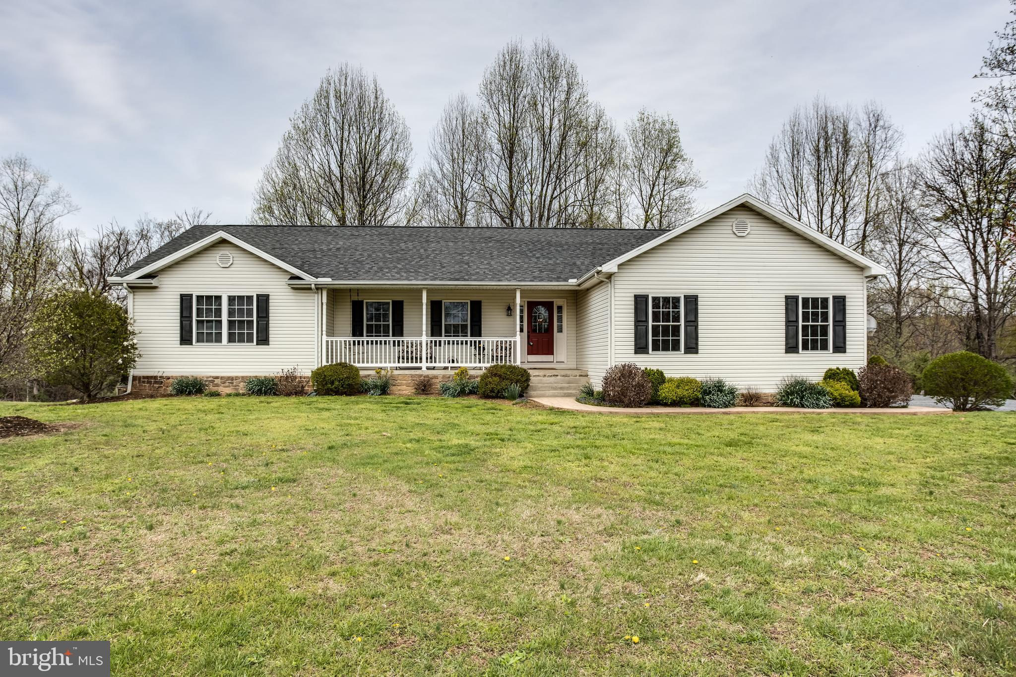 LINWOOD KNOLL - Residential